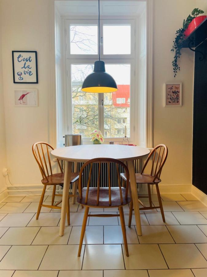 Cool And Light 2 Room Apartment In Sofo Stockholm Exterior photo